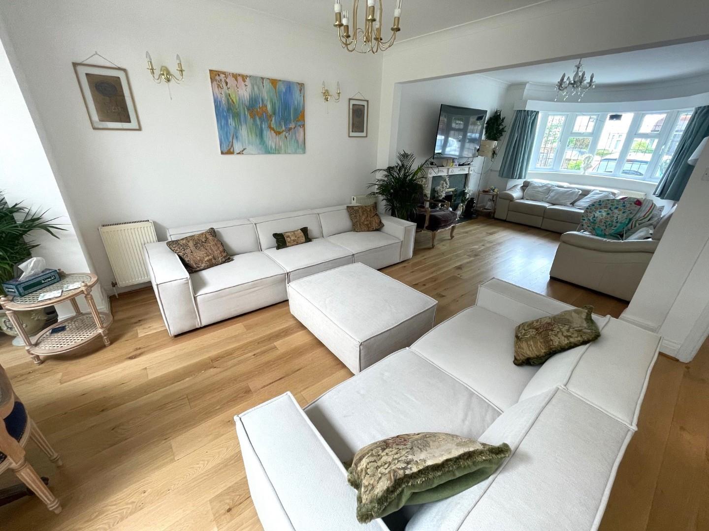 Uphill Grove, Mill Hill